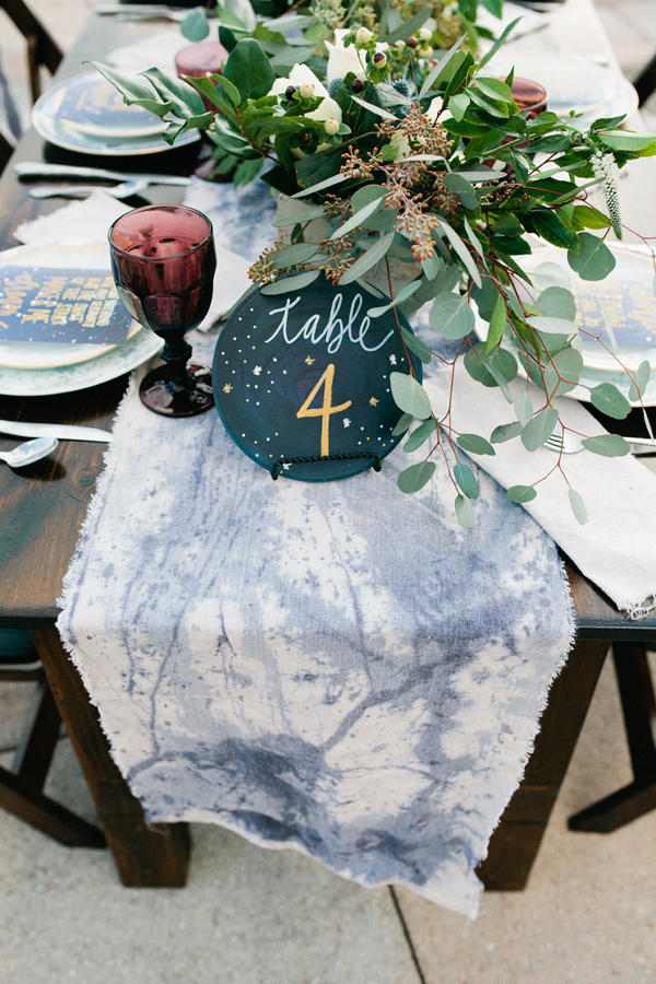 celestial wedding ideas table setting