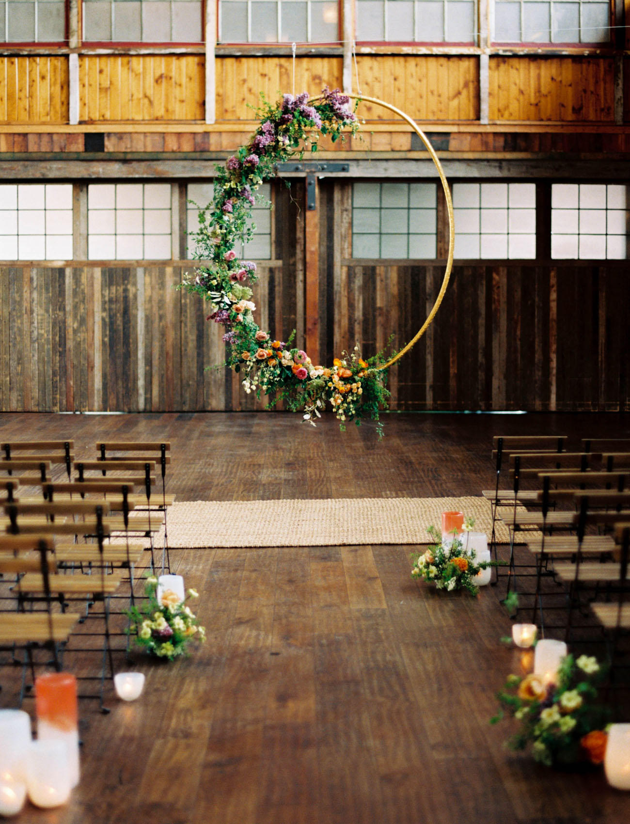 Flower hoop wedding dance-floor florist idea