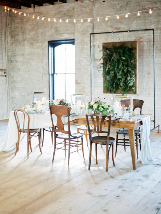 Vintage Chic Urban Wedding Styling