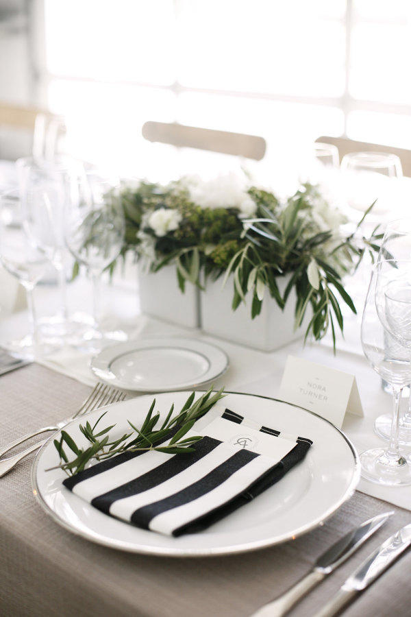 monochrome wedding table styling ideas