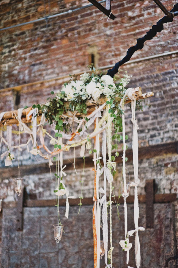 winter wedding floristry idea