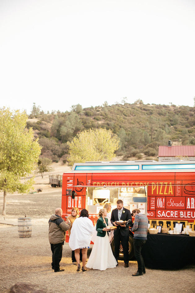 delicious wedding food ideas food truck